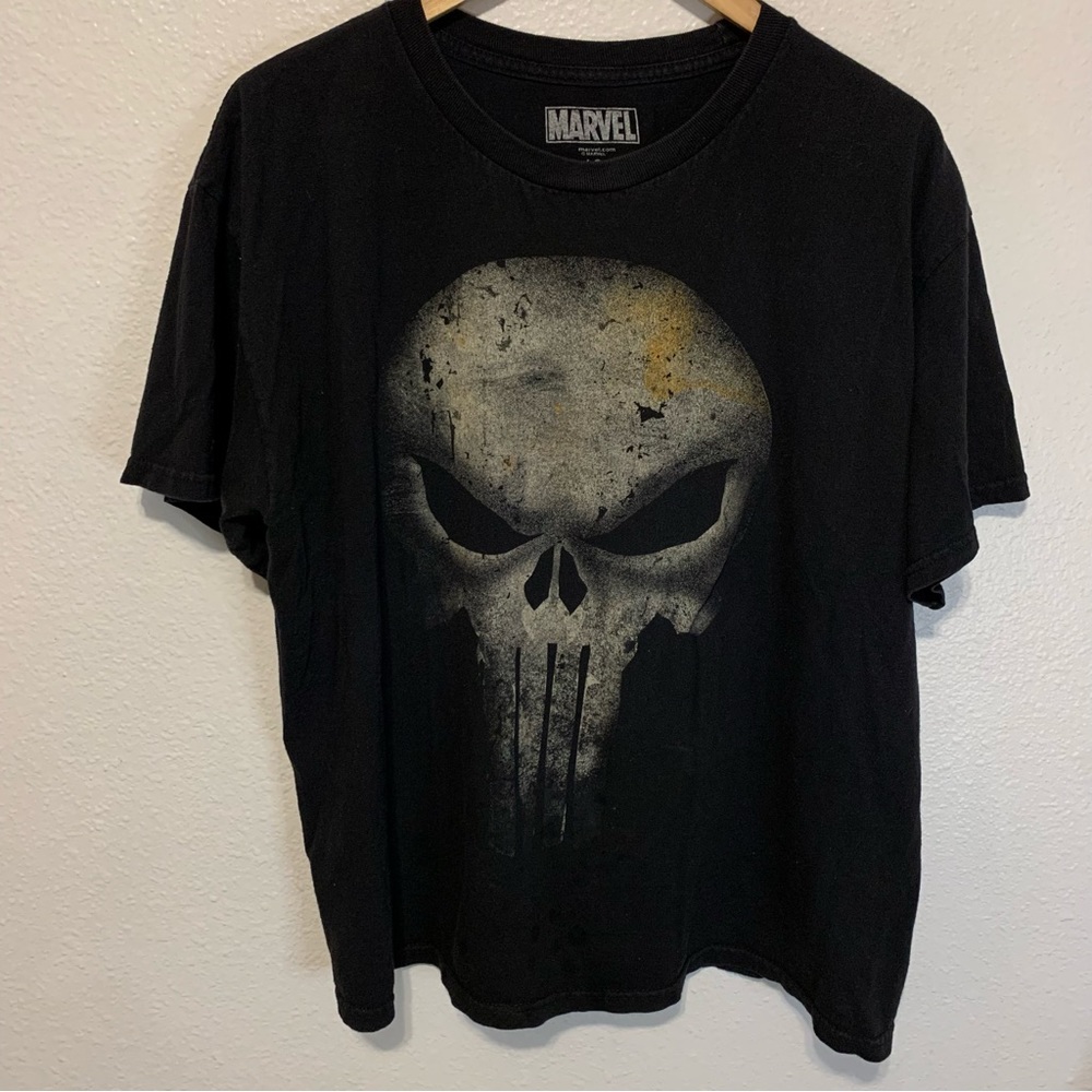 Marvel The Punisher Graphic tee t-shirt Men’s size Large
